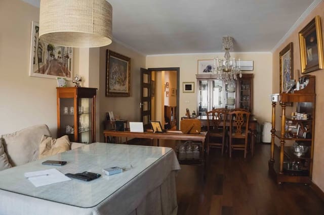 4 sovrum Lägenhet till salu i Huelva stad - 255 000 € (Ref: 10023261)