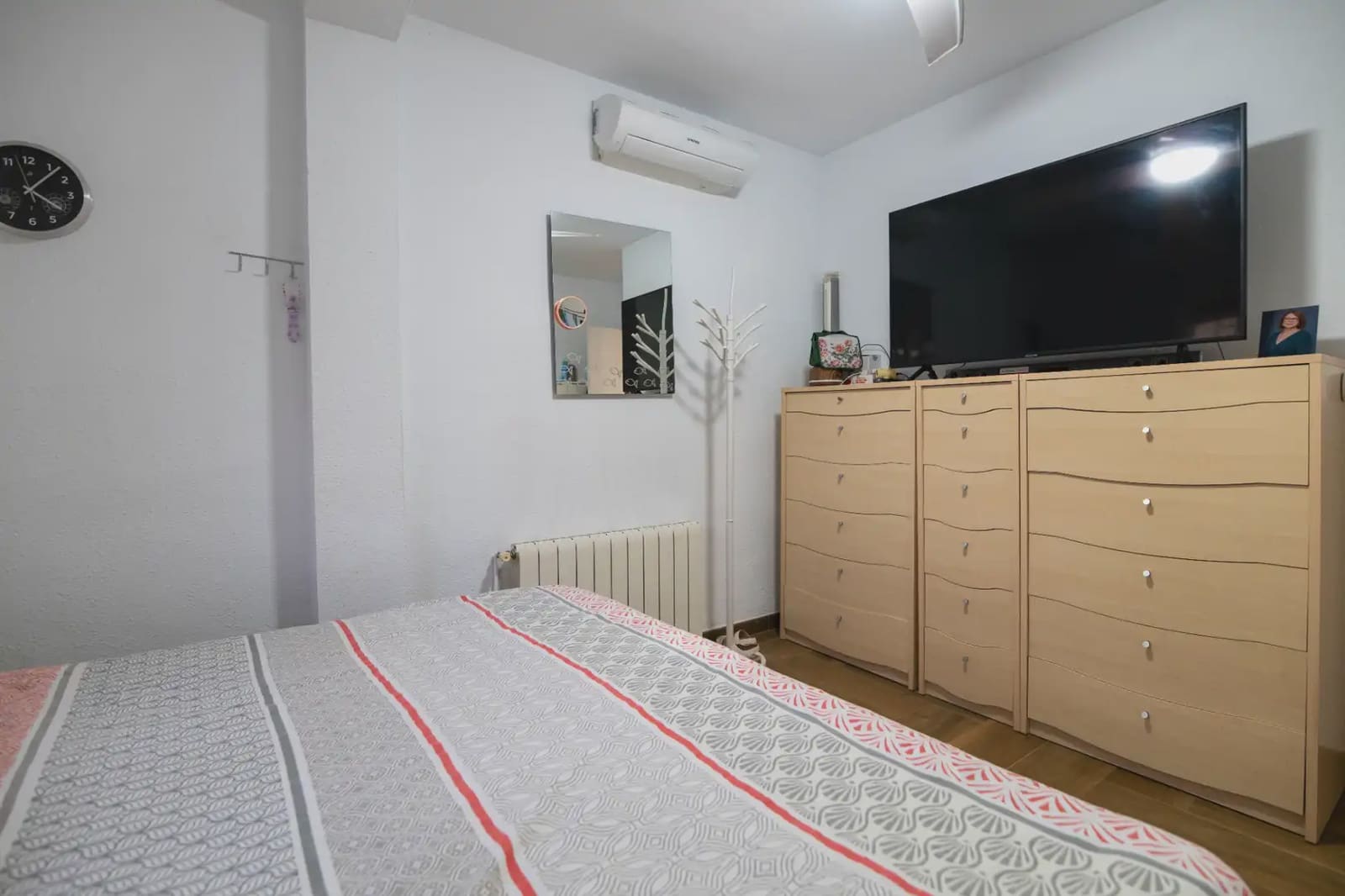 3 makuuhuone Huvila myytävänä paikassa L'Eliana mukana uima-altaan 
autotalli - 335 336 € (Ref: 10031048)