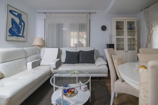 3 makuuhuone Huvila myytävänä paikassa L'Eliana mukana uima-altaan 
autotalli - 335 336 € (Ref: 10031048)