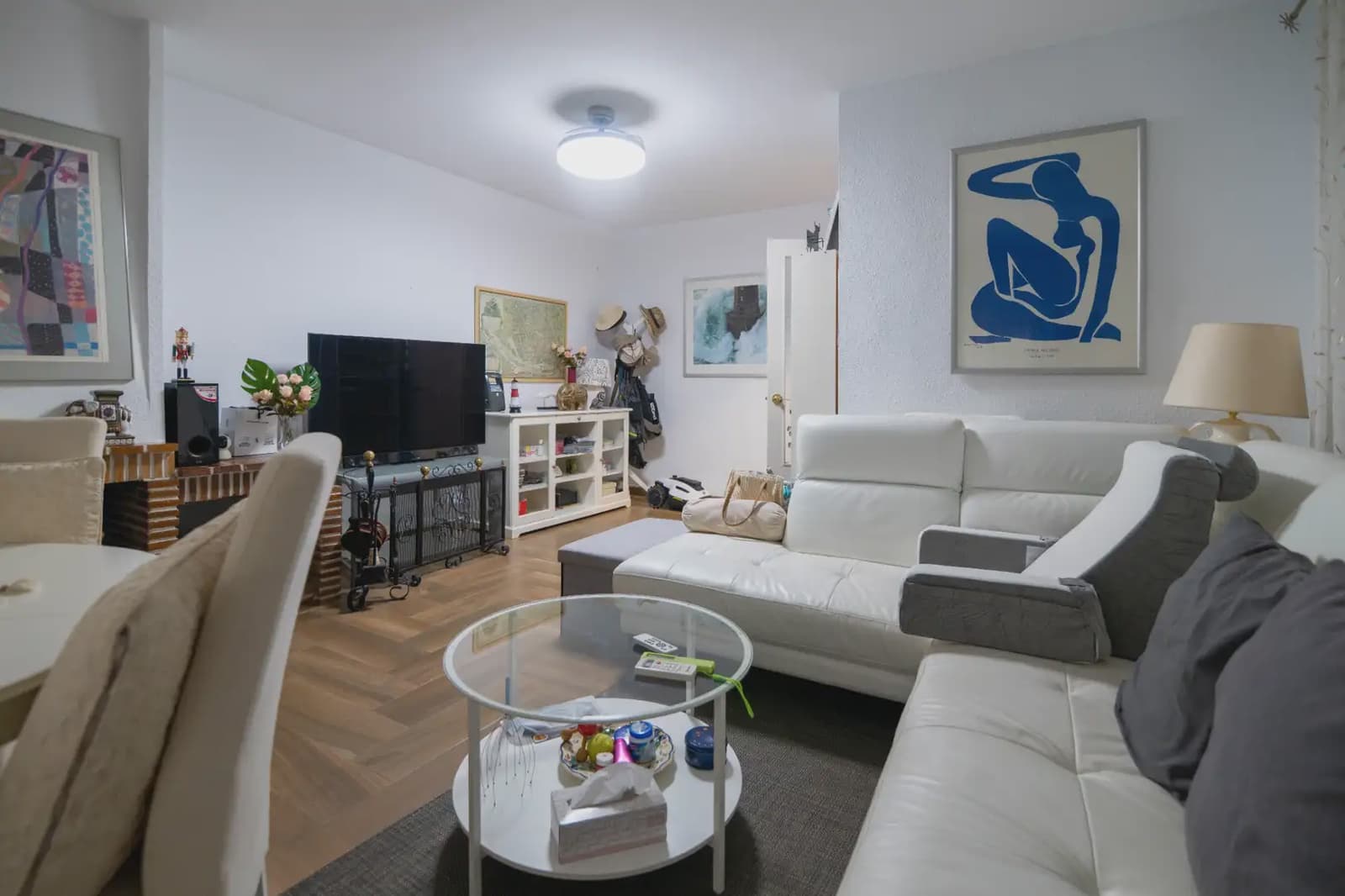 3 makuuhuone Huvila myytävänä paikassa L'Eliana mukana uima-altaan 
autotalli - 335 336 € (Ref: 10031048)