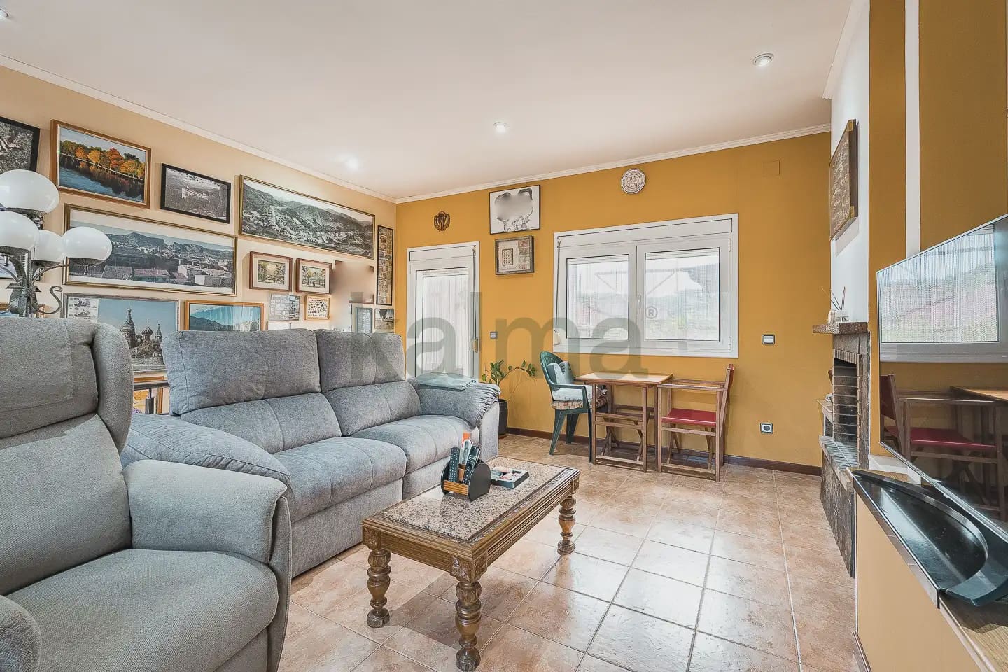 4 bedroom Villa for sale in Vallirana with garage - € 348,647 (Ref: 10031049)