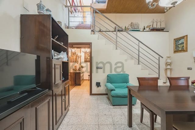 4 bedroom Villa for sale in Vallirana with garage - € 348,647 (Ref: 10031049)