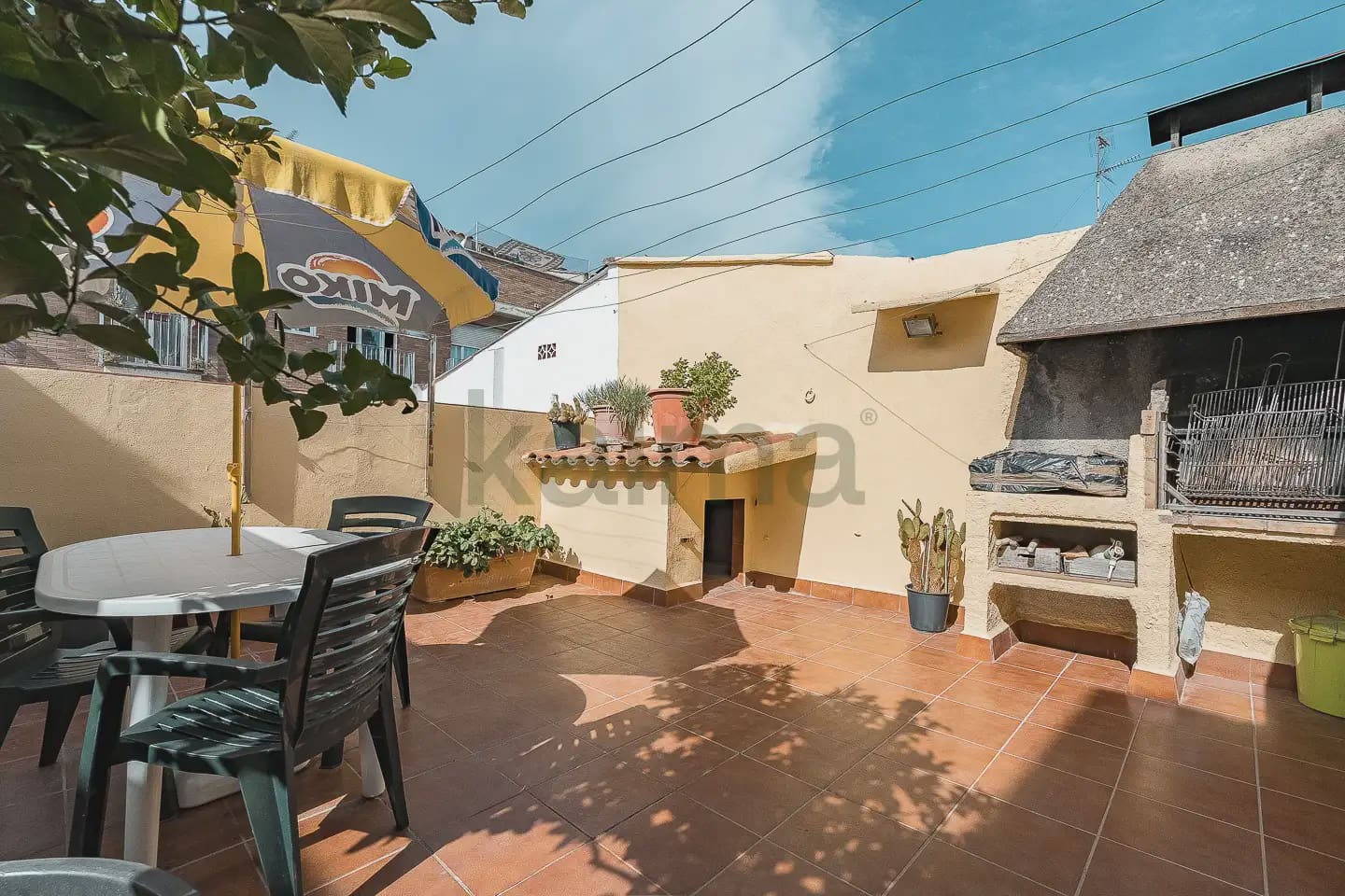 4 bedroom Villa for sale in Vallirana with garage - € 348,647 (Ref: 10031049)