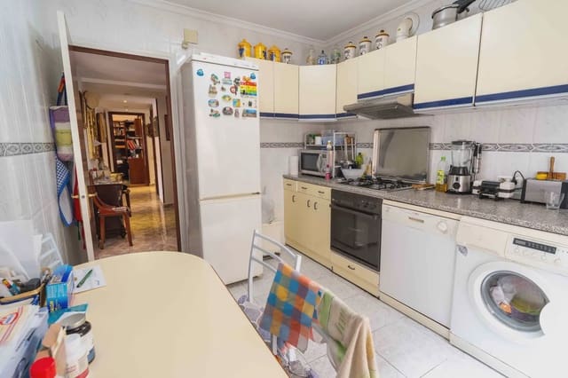 Piso de 3 habitaciones en Langreo en venta - 54.456 € (Ref: 10041914)