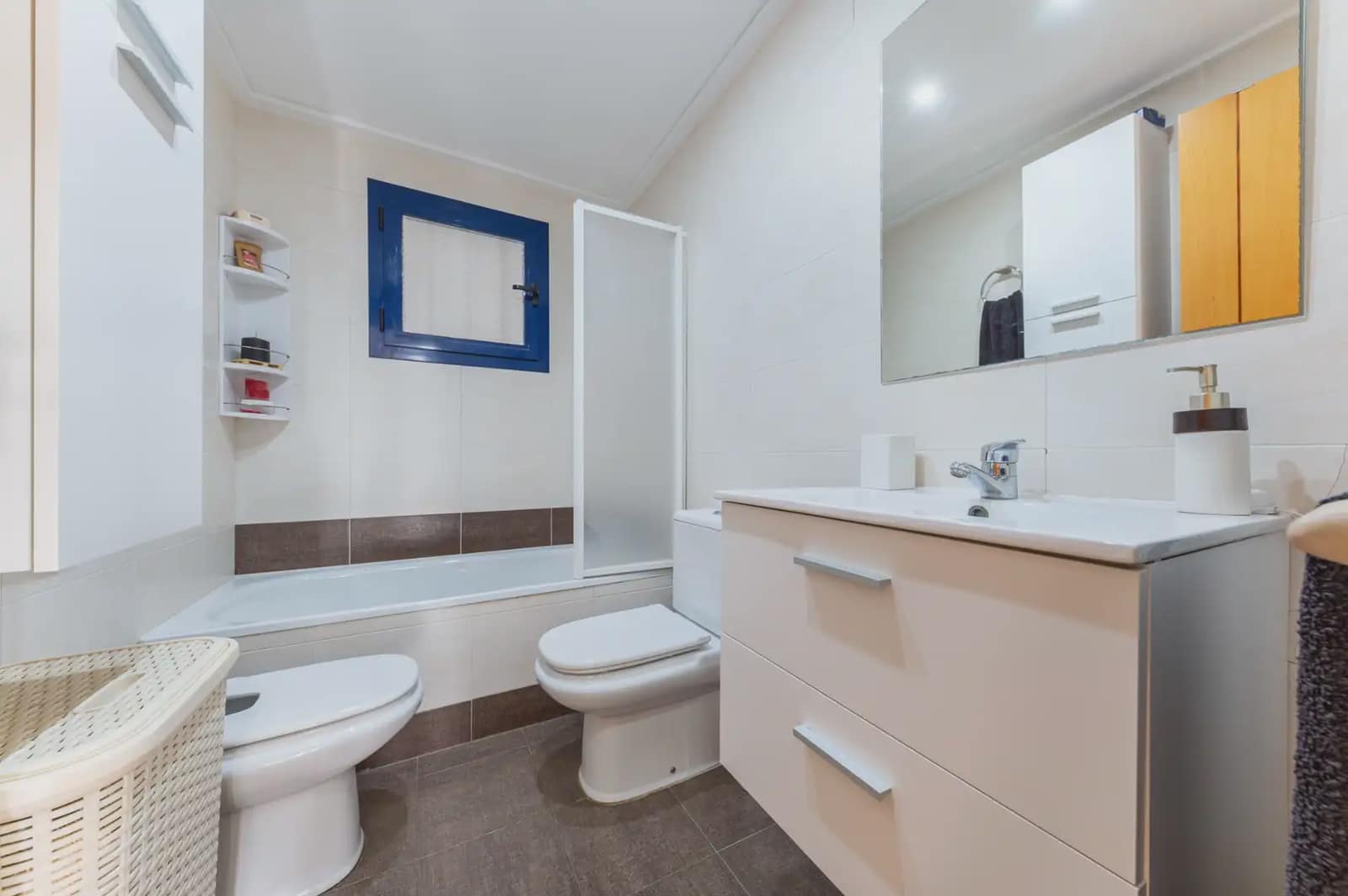 2 sypialnia Mieszkanie na sprzedaż w Denia z basenem garażem - 240 000 € (Ref: 10045665)