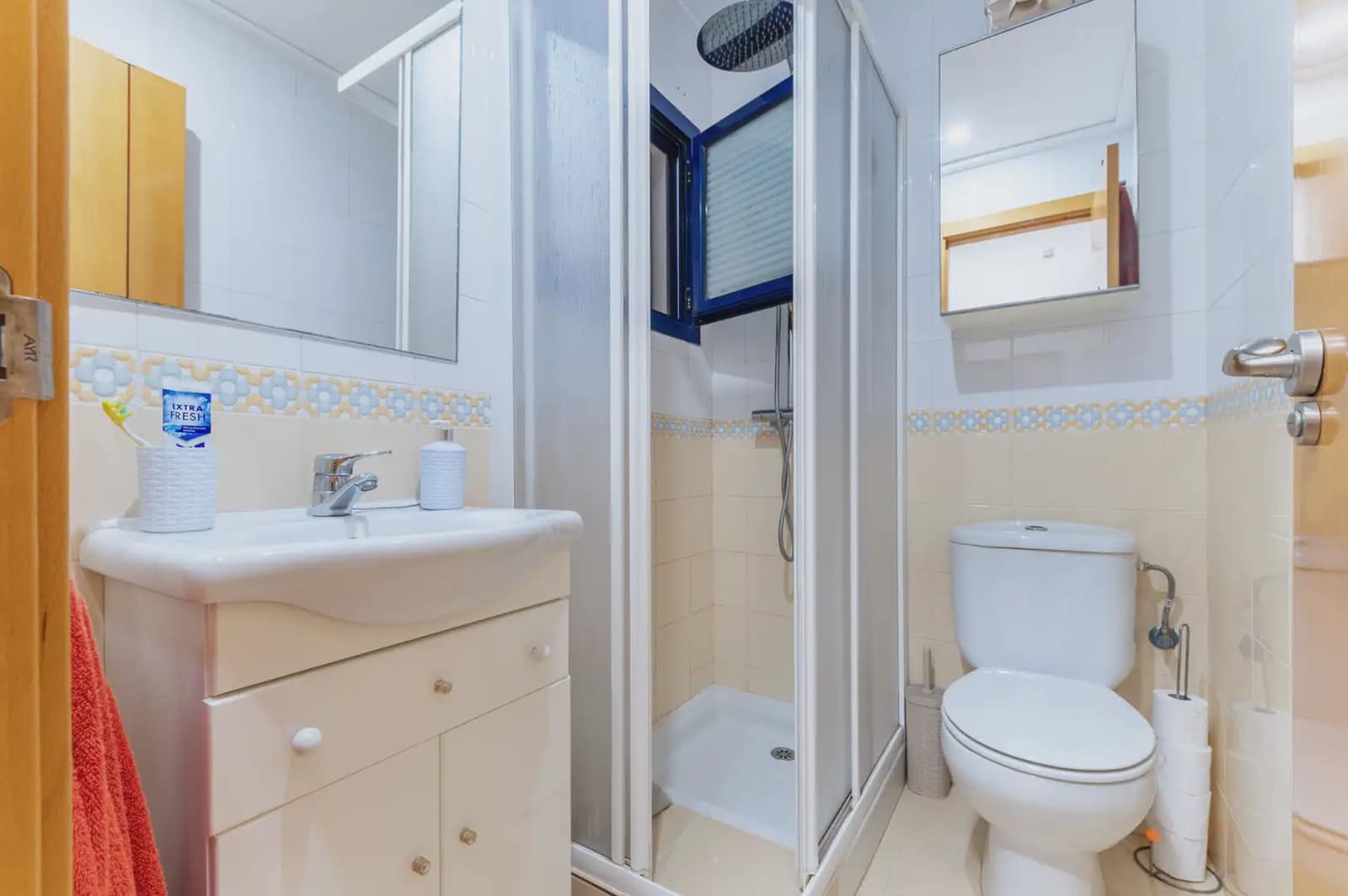 2 sypialnia Mieszkanie na sprzedaż w Denia z basenem garażem - 240 000 € (Ref: 10045665)