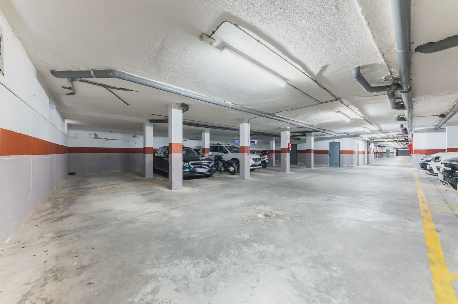 2 sypialnia Mieszkanie na sprzedaż w Denia z basenem garażem - 240 000 € (Ref: 10045665)