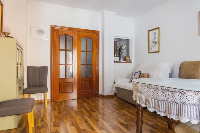 4 sypialnia Mieszkanie na sprzedaż w Antequera - 143 663 € (Ref: 10045807)