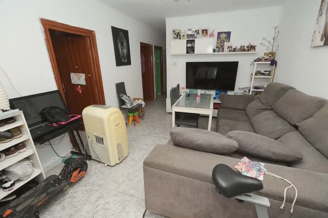 3 bedroom Flat for sale in Tiro de Línea, Santa Genoveva, Seville city - € 88,474 (Ref: 10051947)