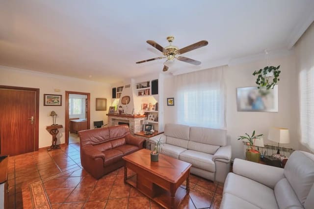 7 slaapkamer Villa te koop in Ogíjares met zwembad garage - € 276.389 (Ref: 10051948)