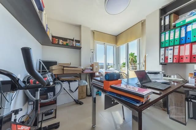 5 soveværelse Lejlighed til salg i Espinardo, Murcia by med garage - € 244.460 (Ref: 10051949)