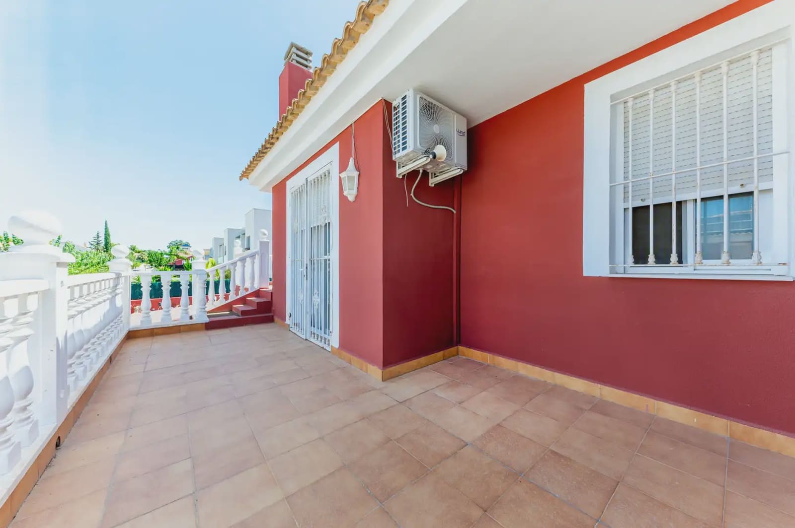 5 bedroom Semi-detached Villa for sale in La Alcayna with pool garage - € 267,901 (Ref: 10052030)
