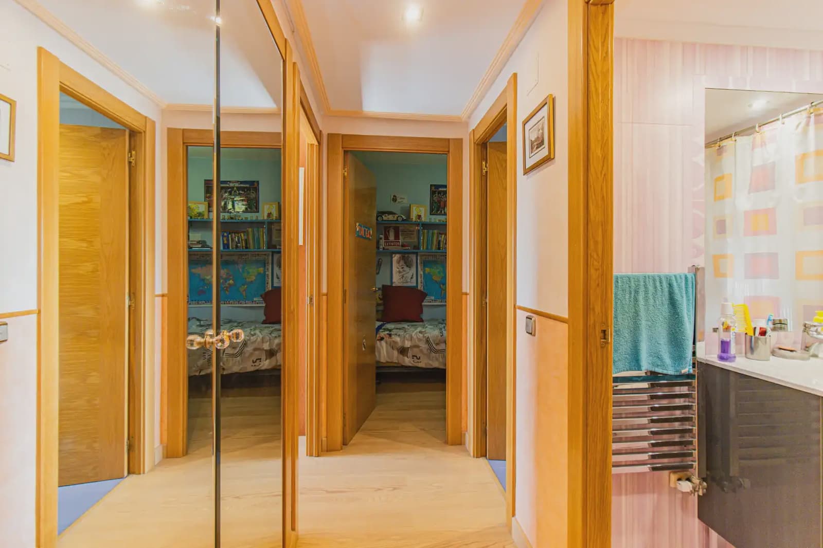 4 Zimmer Wohnung zu verkaufen in Zaragoza Stadt mit Pool Garage - 256.268 € (Ref: 10054341)