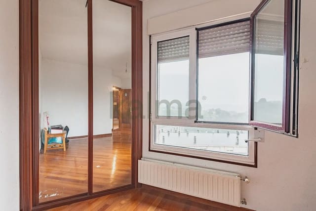 2 bedroom Flat for sale in Lugo city with garage - € 66,778 (Ref: 10062479)