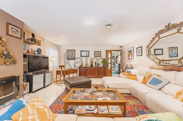 Chalet de 5 habitaciones en Sant Quirze del Vallès en venta con piscina garaje - 565.969 € (Ref: 10062480)