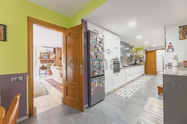 Chalet de 5 habitaciones en Sant Quirze del Vallès en venta con piscina garaje - 565.969 € (Ref: 10062480)