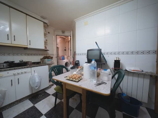 3 soveværelse Lejlighed til salg i Hospital, Albacete by - € 127.710 (Ref: 10062697)