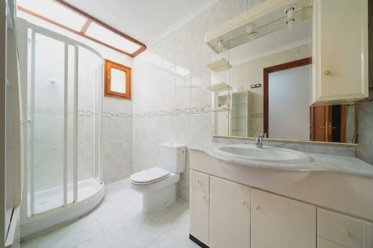 Piso de 4 habitaciones en Arrecife en venta - 325.000 € (Ref: 10081642)