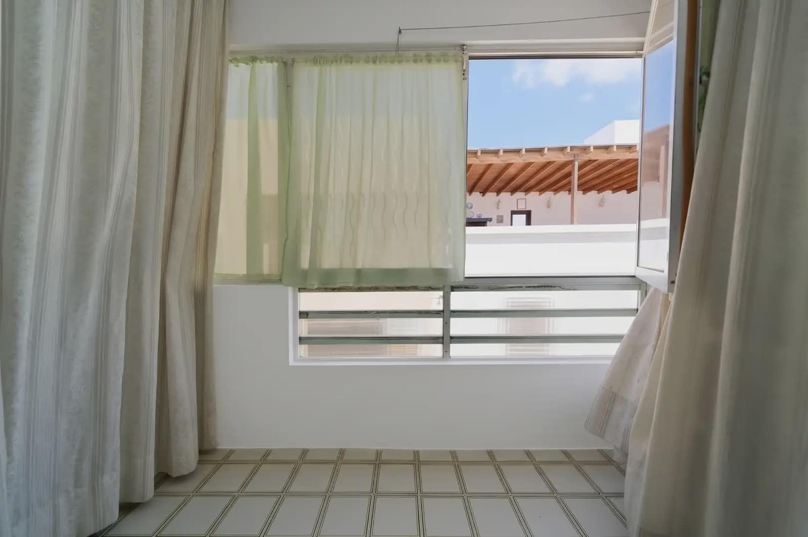 Piso de 4 habitaciones en Arrecife en venta - 325.000 € (Ref: 10081642)