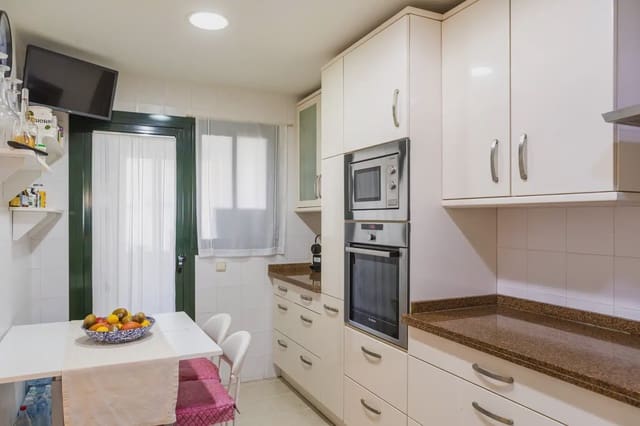 3 quarto Apartamento para venda em San Pedro de Alcántara Pueblo, Marbella com piscina garagem - 517 434 € (Ref: 10082139)