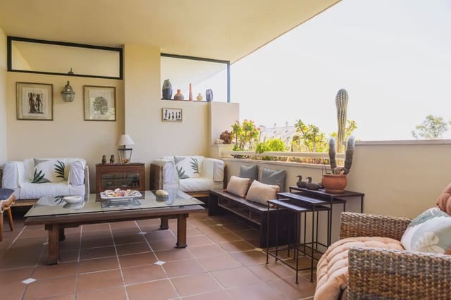 3 quarto Apartamento para venda em San Pedro de Alcántara Pueblo, Marbella com piscina garagem - 517 434 € (Ref: 10082139)