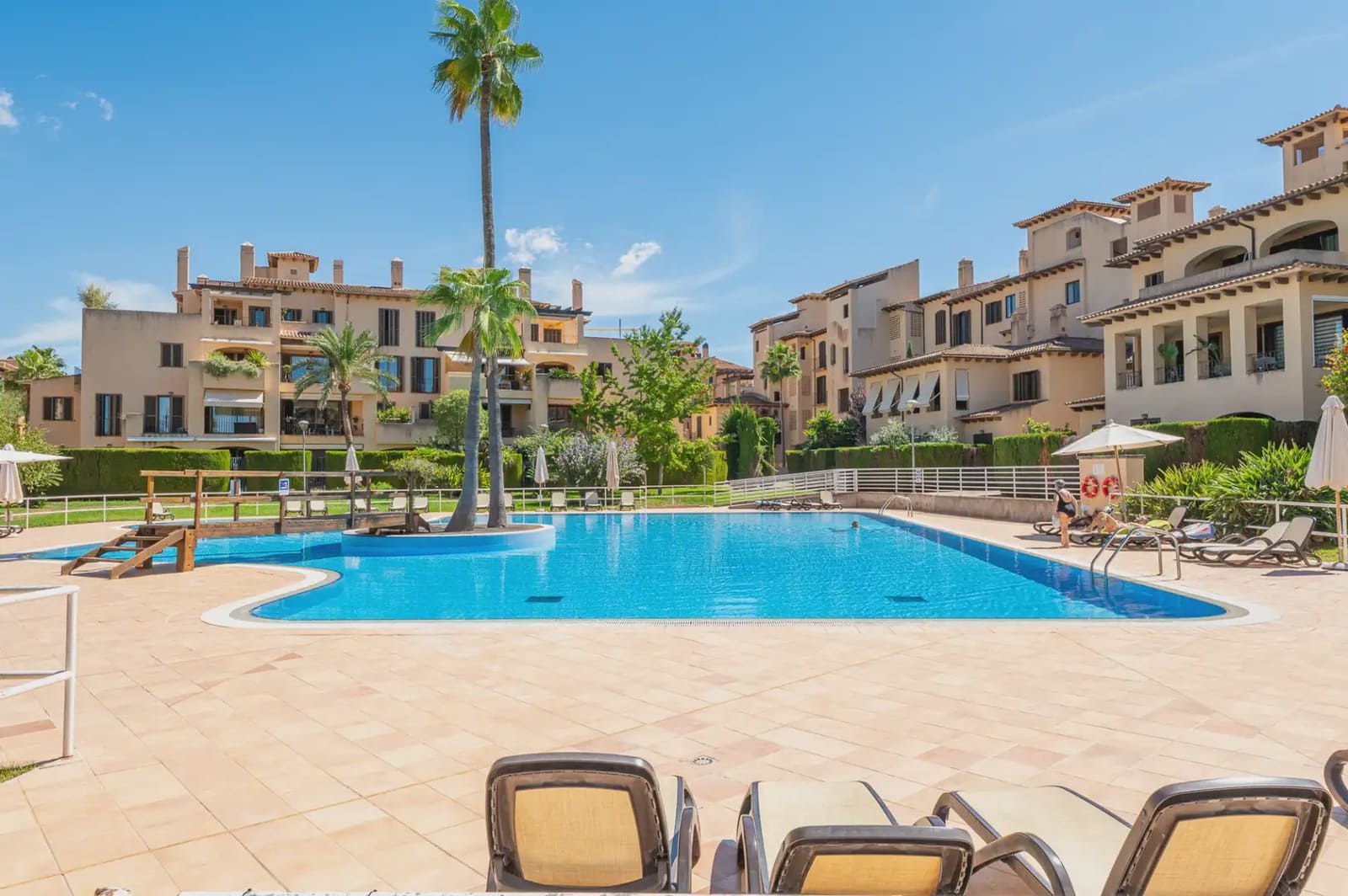 1 sovrum Lägenhet till salu i Llucmajor med pool garage - 215 128 € (Ref: 10094856)