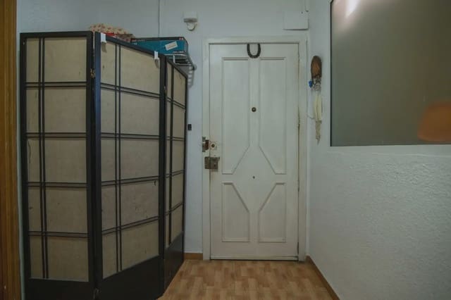 Piso de 4 habitaciones en Xirivella en venta - 82.836 € (Ref: 10095358)