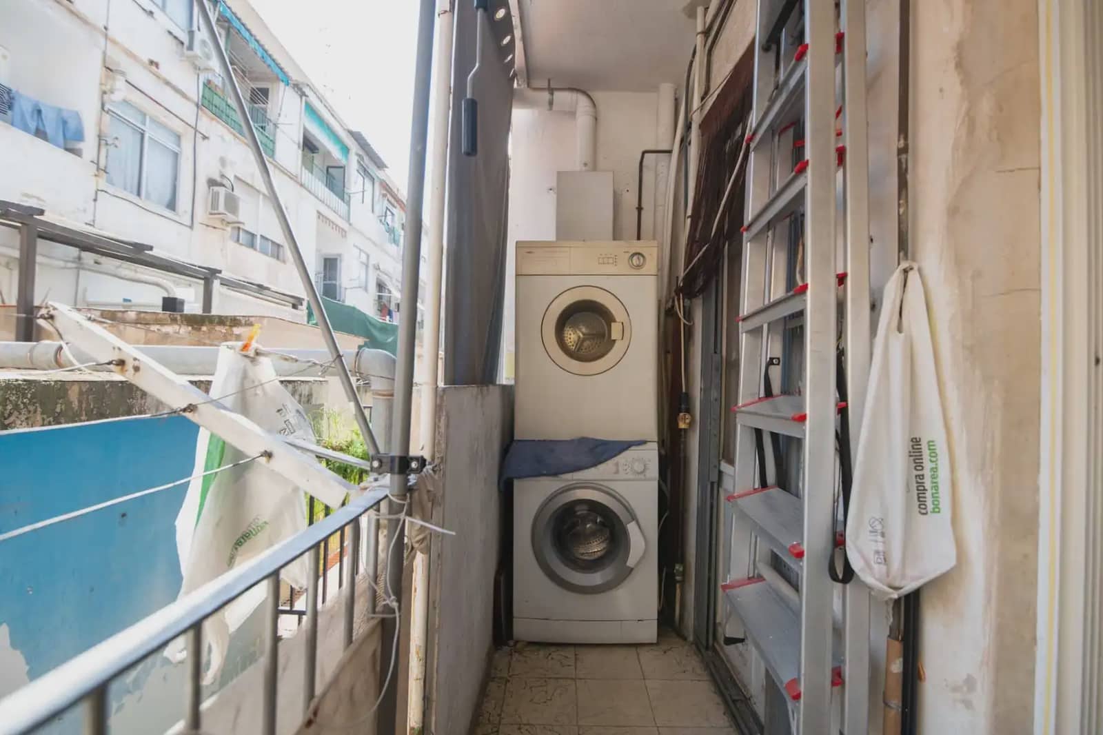 Piso de 4 habitaciones en Xirivella en venta - 82.836 € (Ref: 10095358)