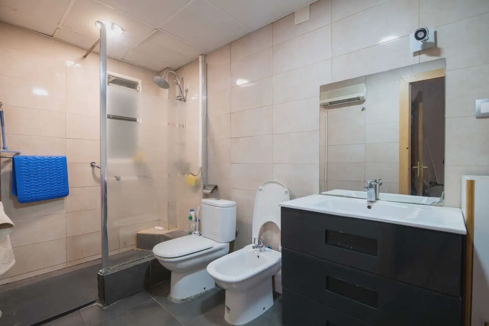 Piso de 4 habitaciones en Xirivella en venta - 82.836 € (Ref: 10095358)