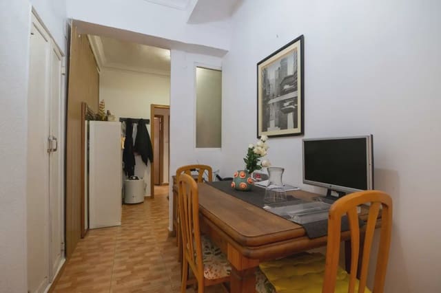 Piso de 4 habitaciones en Xirivella en venta - 82.836 € (Ref: 10095358)