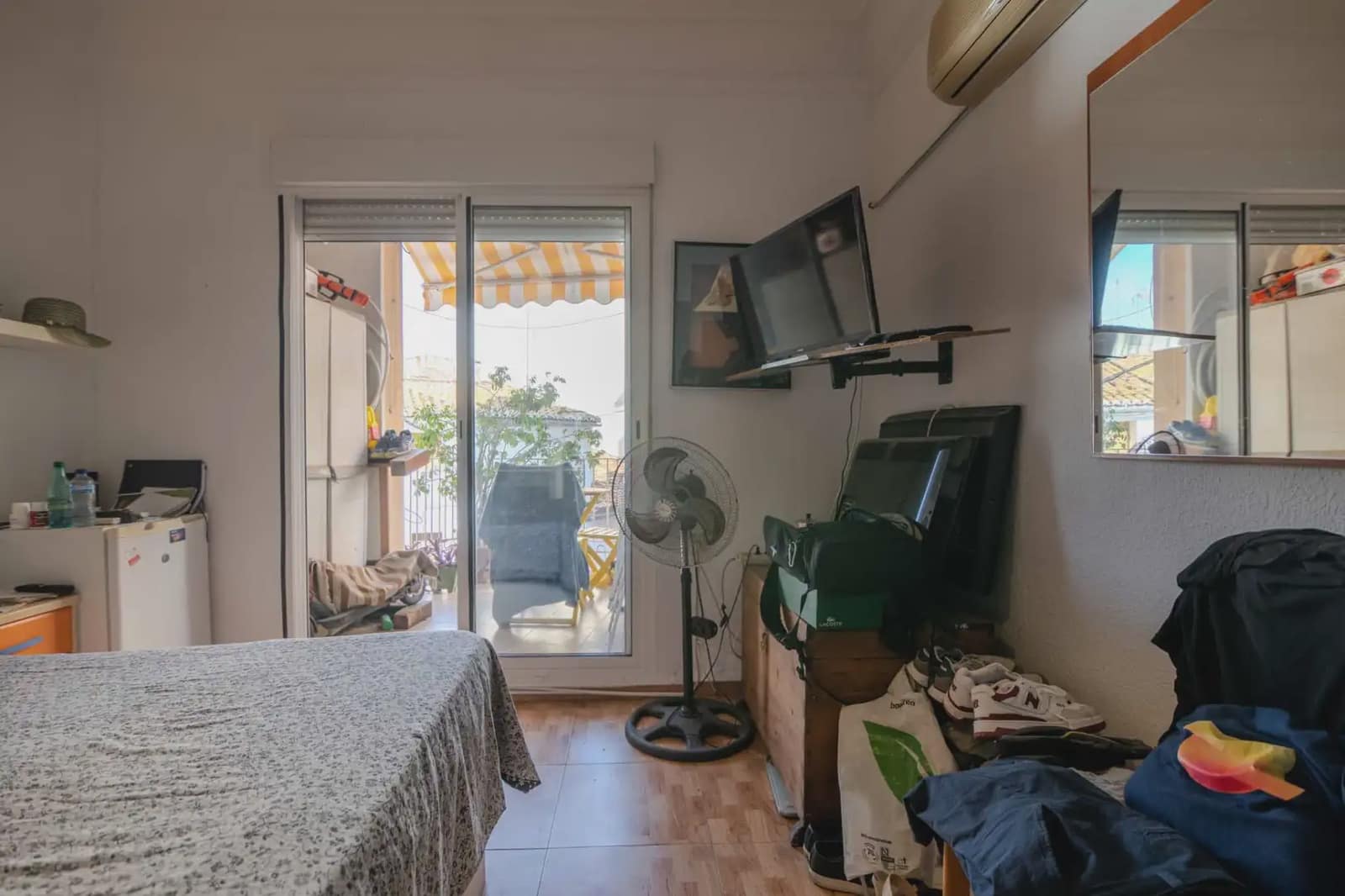 Piso de 4 habitaciones en Xirivella en venta - 82.836 € (Ref: 10095358)