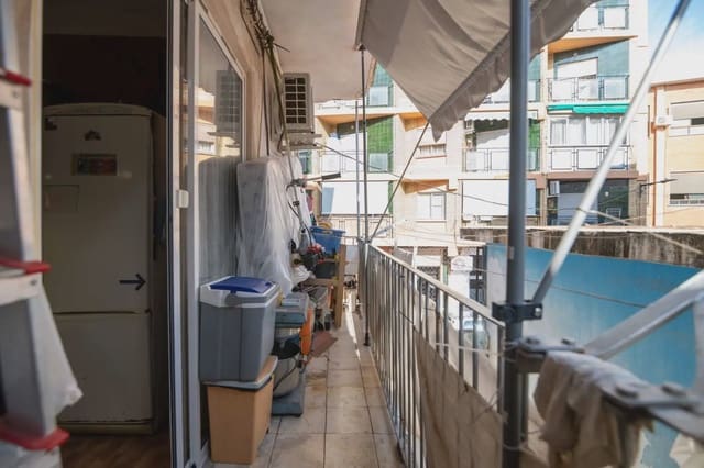 Piso de 4 habitaciones en Xirivella en venta - 82.836 € (Ref: 10095358)