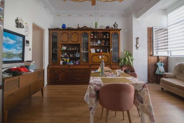 4 chambre Appartement à vendre à Mont-Olivet, Valence ville - 206 593 € (Ref: 10098880)