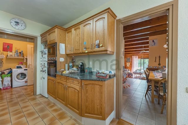 3 sovrum Villa till salu i Canovelles med pool garage - 470 000 € (Ref: 10099047)