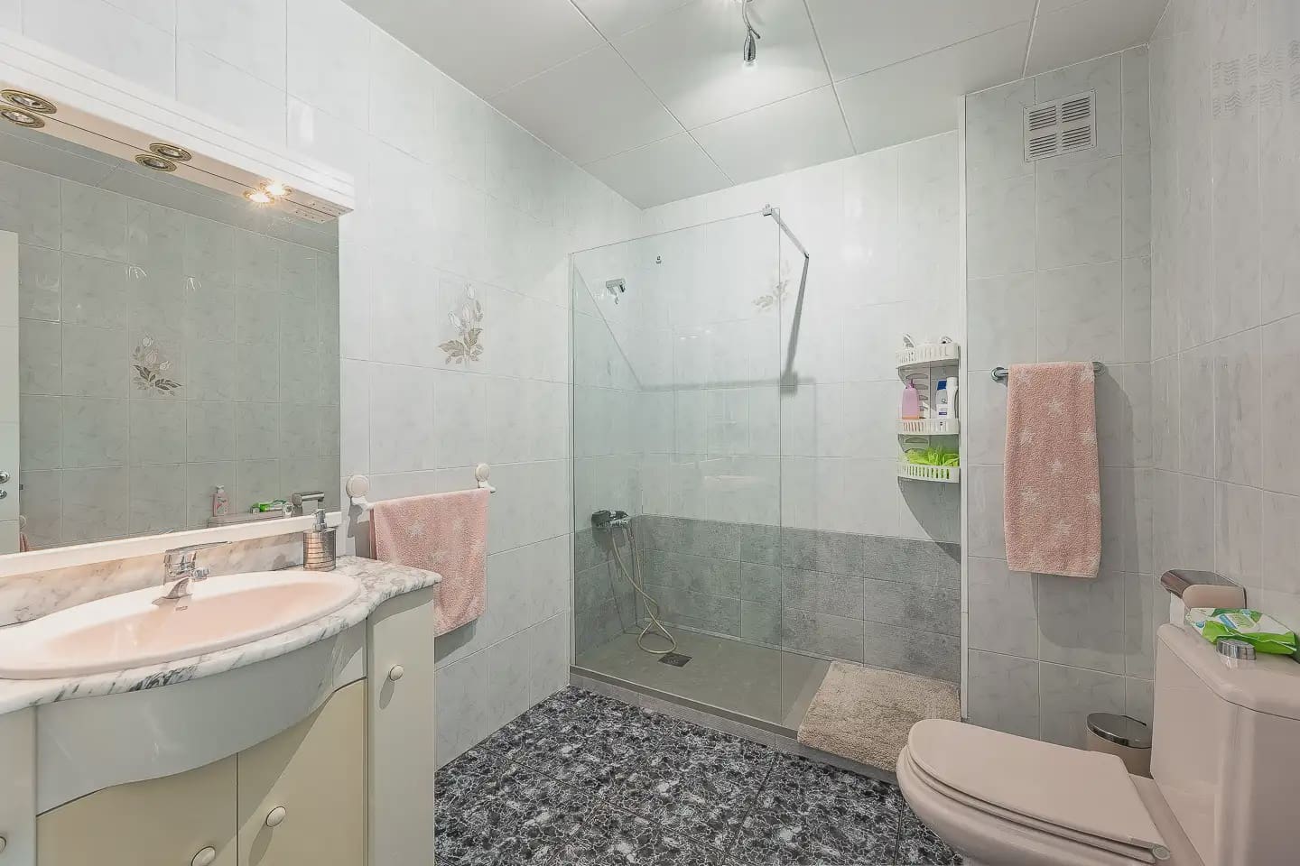 4 soveværelse Rækkehus til salg i Sabadell med garage - € 178.484 (Ref: 10118190)