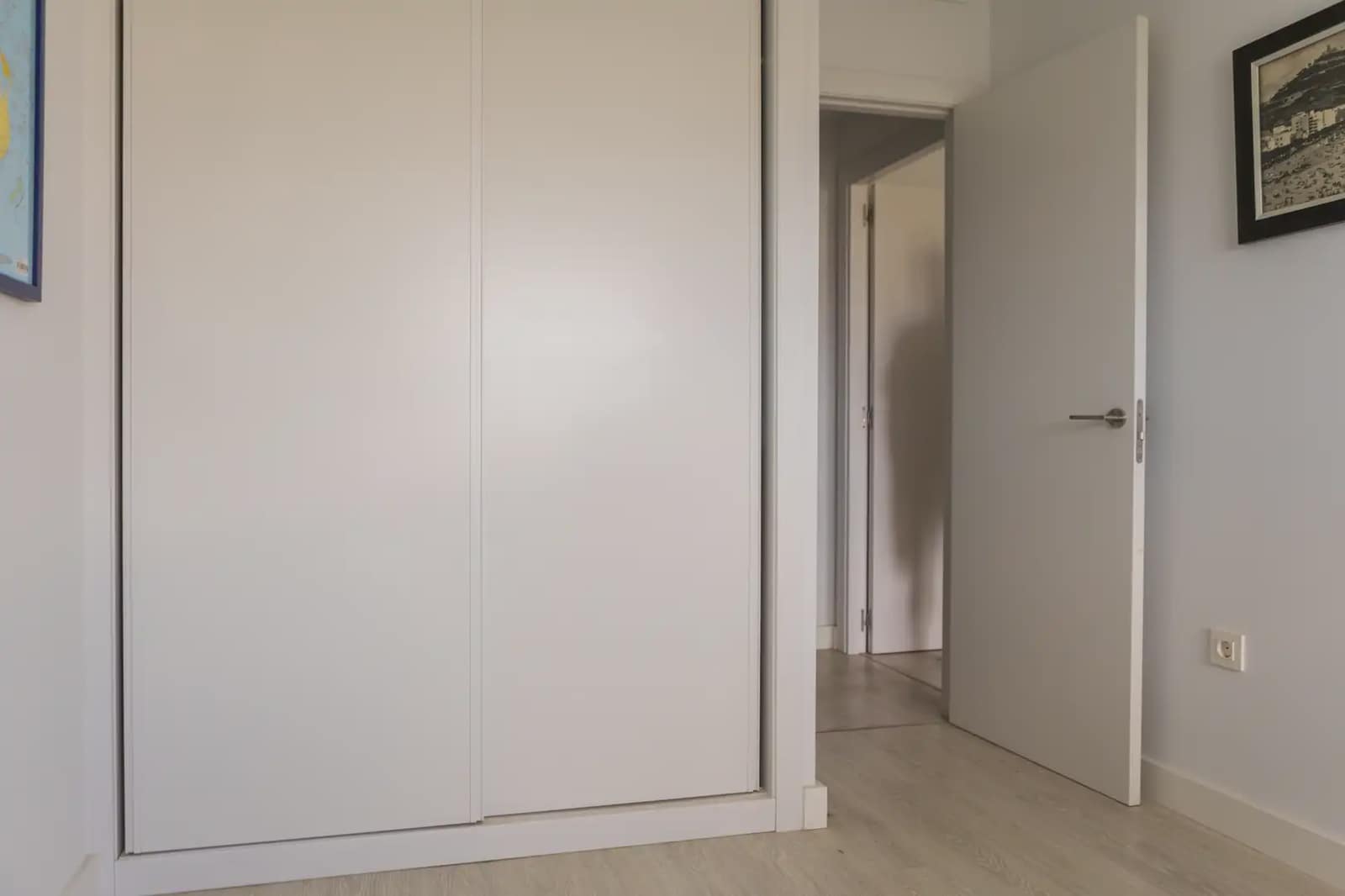 2 bedroom Flat for sale in Velez-Malaga with pool garage - € 230,000 (Ref: 10130215)