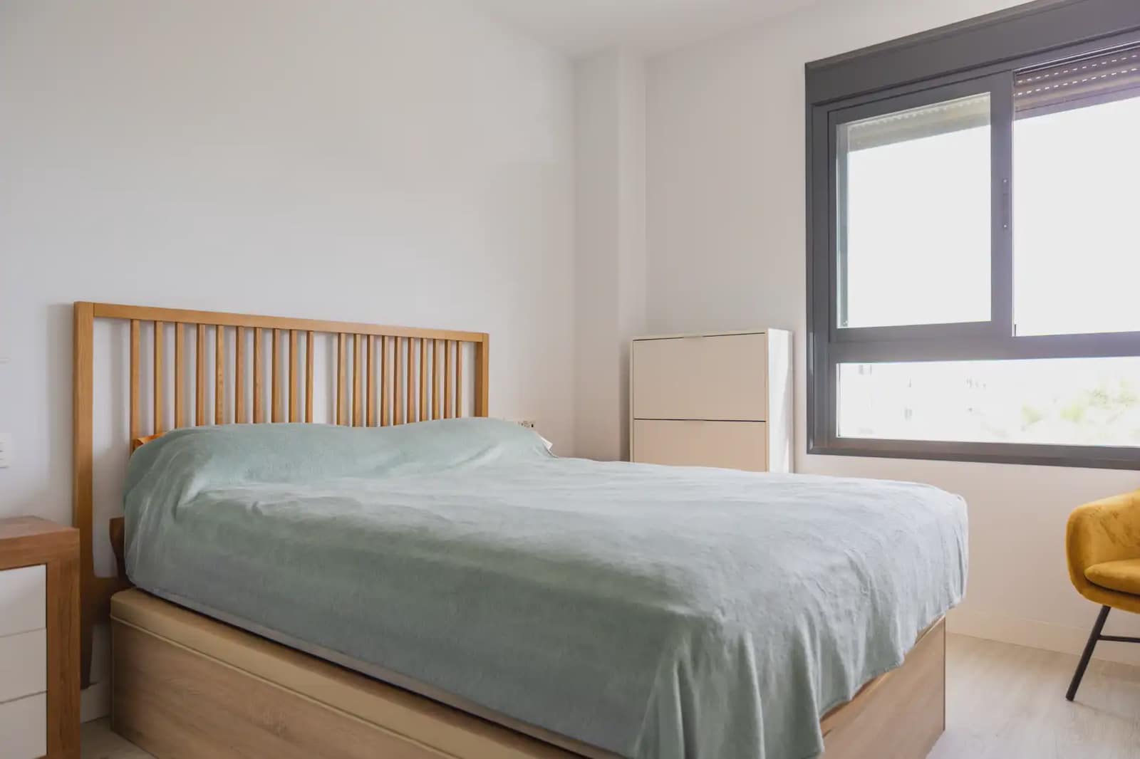 2 bedroom Flat for sale in Velez-Malaga with pool garage - € 230,000 (Ref: 10130215)