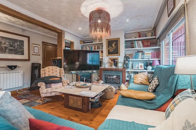 5 chambre Villa/Maison à vendre à Móstoles avec piscine garage - 385 692 € (Ref: 10130909)