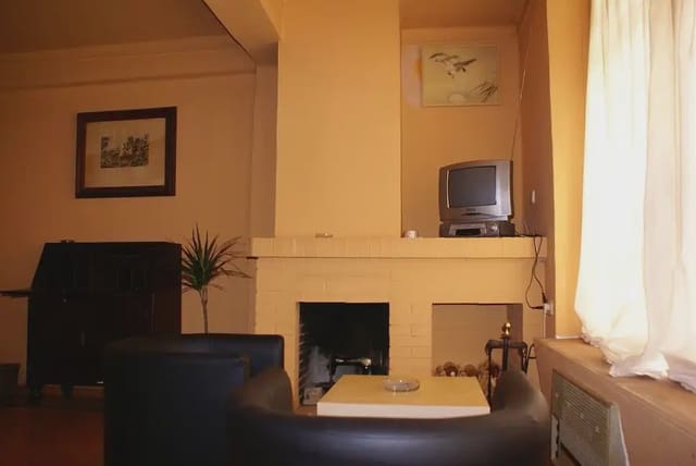 2 soveværelse Lejlighed til salg i Los Remedios, Sevilla by - € 147.839 (Ref: 10136349)