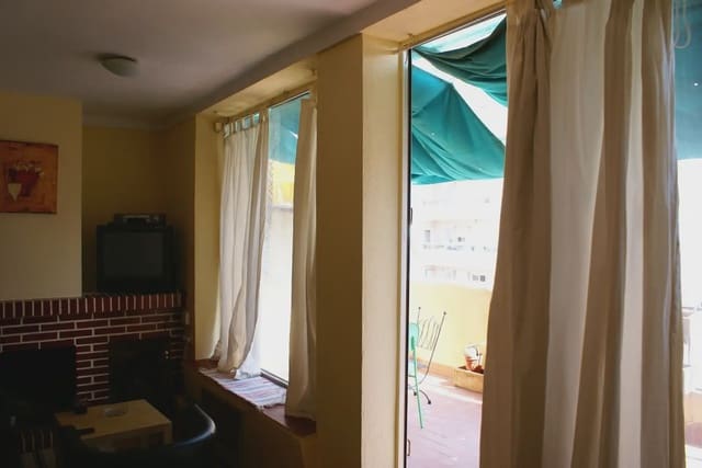 2 soveværelse Lejlighed til salg i Los Remedios, Sevilla by - € 147.839 (Ref: 10136349)