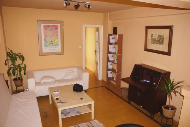 2 soveværelse Lejlighed til salg i Los Remedios, Sevilla by - € 147.839 (Ref: 10136349)