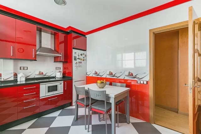 3 slaapkamer Flat te koop in Colonia Madrid, Benidorm - € 156.159 (Ref: 10144859)