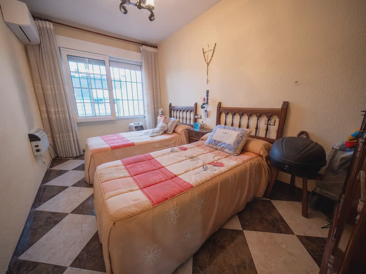 4 sypialnia Penthouse na sprzedaż w Almansa z garażem - 94 050 € (Ref: 10144860)
