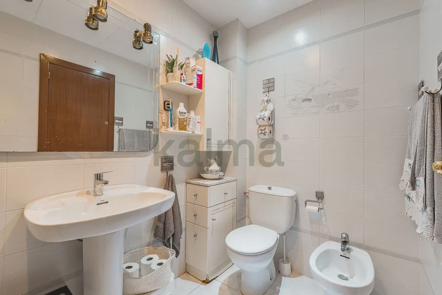 4 makuuhuone Asunto myytävänä paikassa L'Hospitalet de Llobregat mukana 
autotalli - 282 133 € (Ref: 10145231)