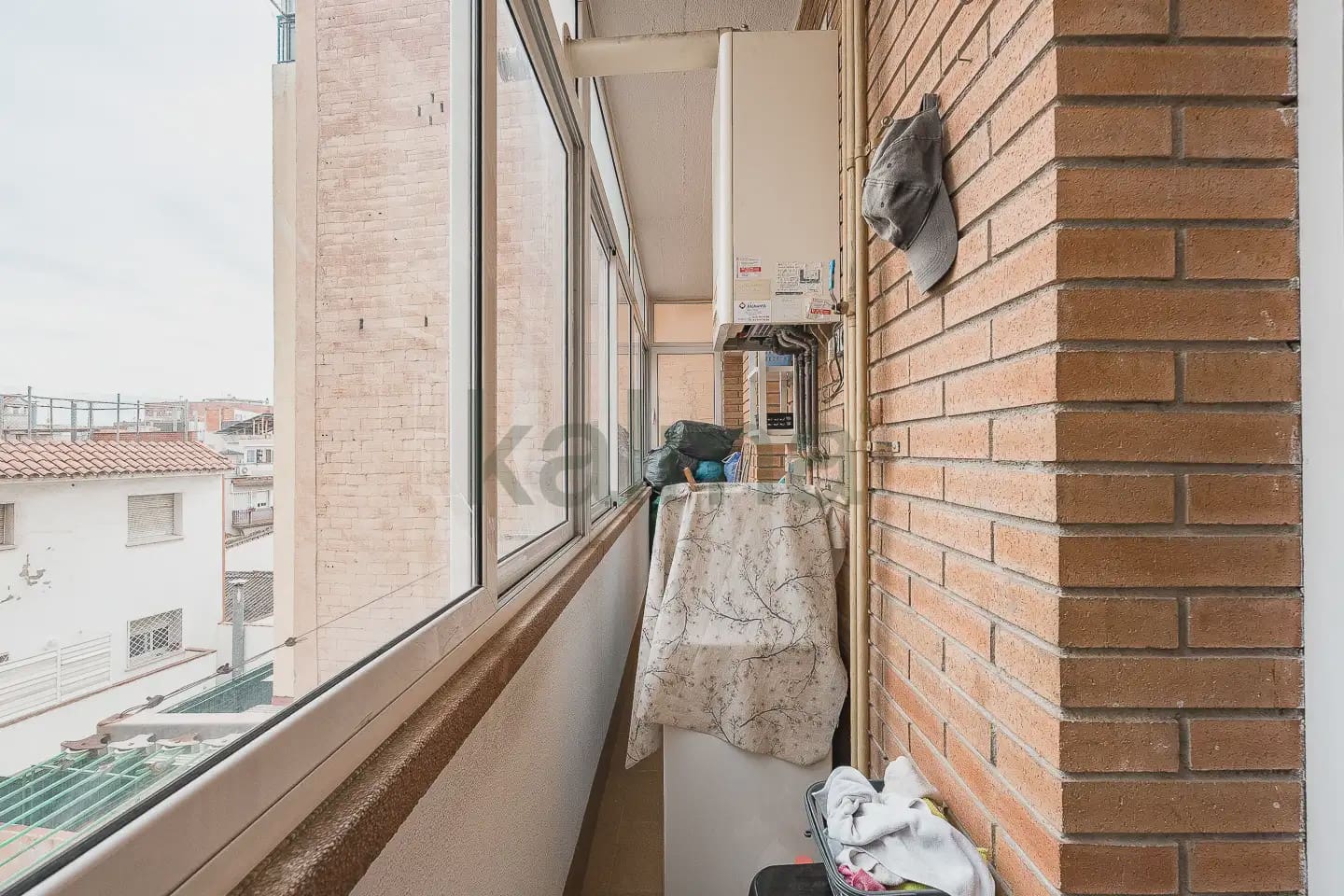 4 makuuhuone Asunto myytävänä paikassa L'Hospitalet de Llobregat mukana 
autotalli - 282 133 € (Ref: 10145231)