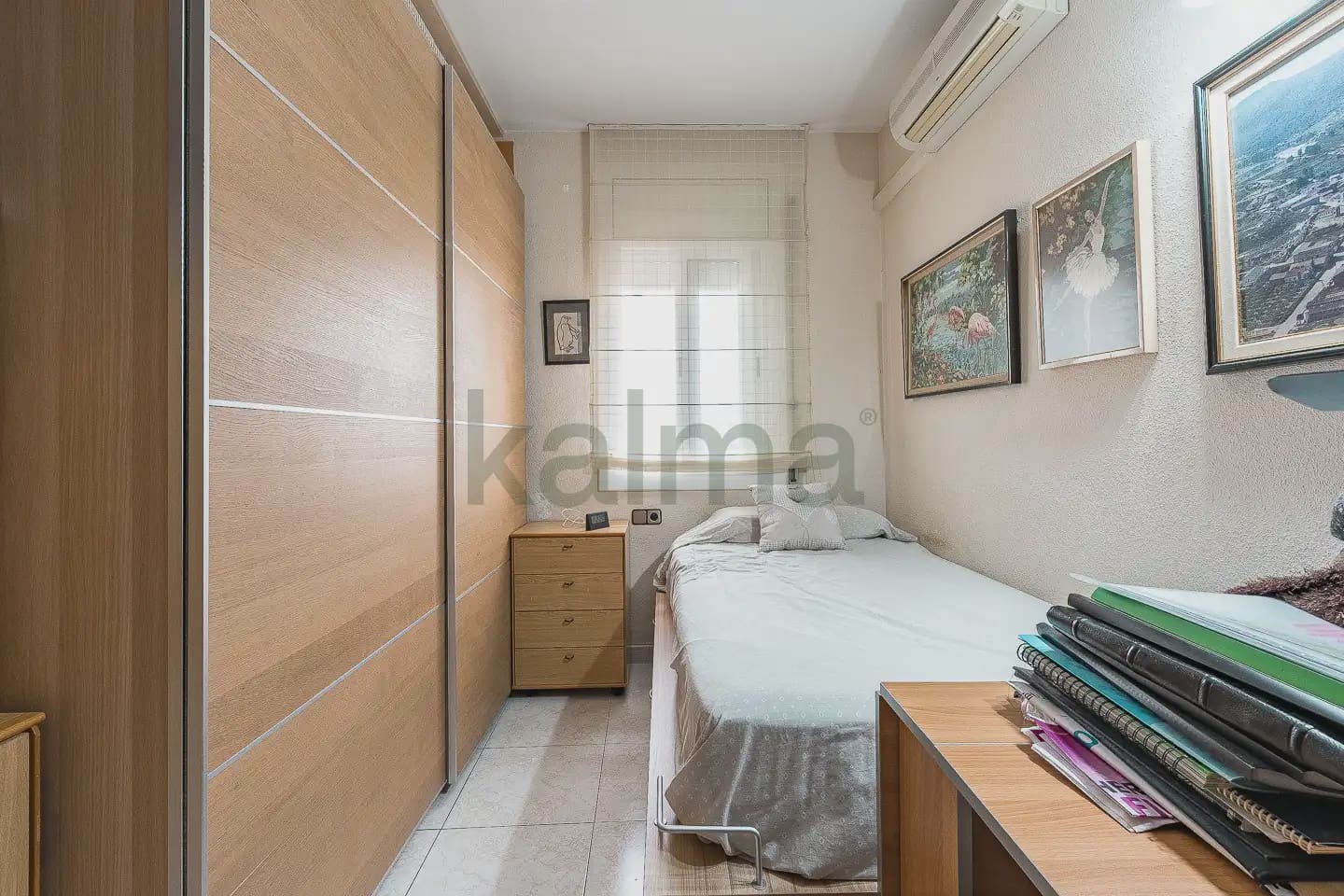 4 makuuhuone Asunto myytävänä paikassa L'Hospitalet de Llobregat mukana 
autotalli - 282 133 € (Ref: 10145231)