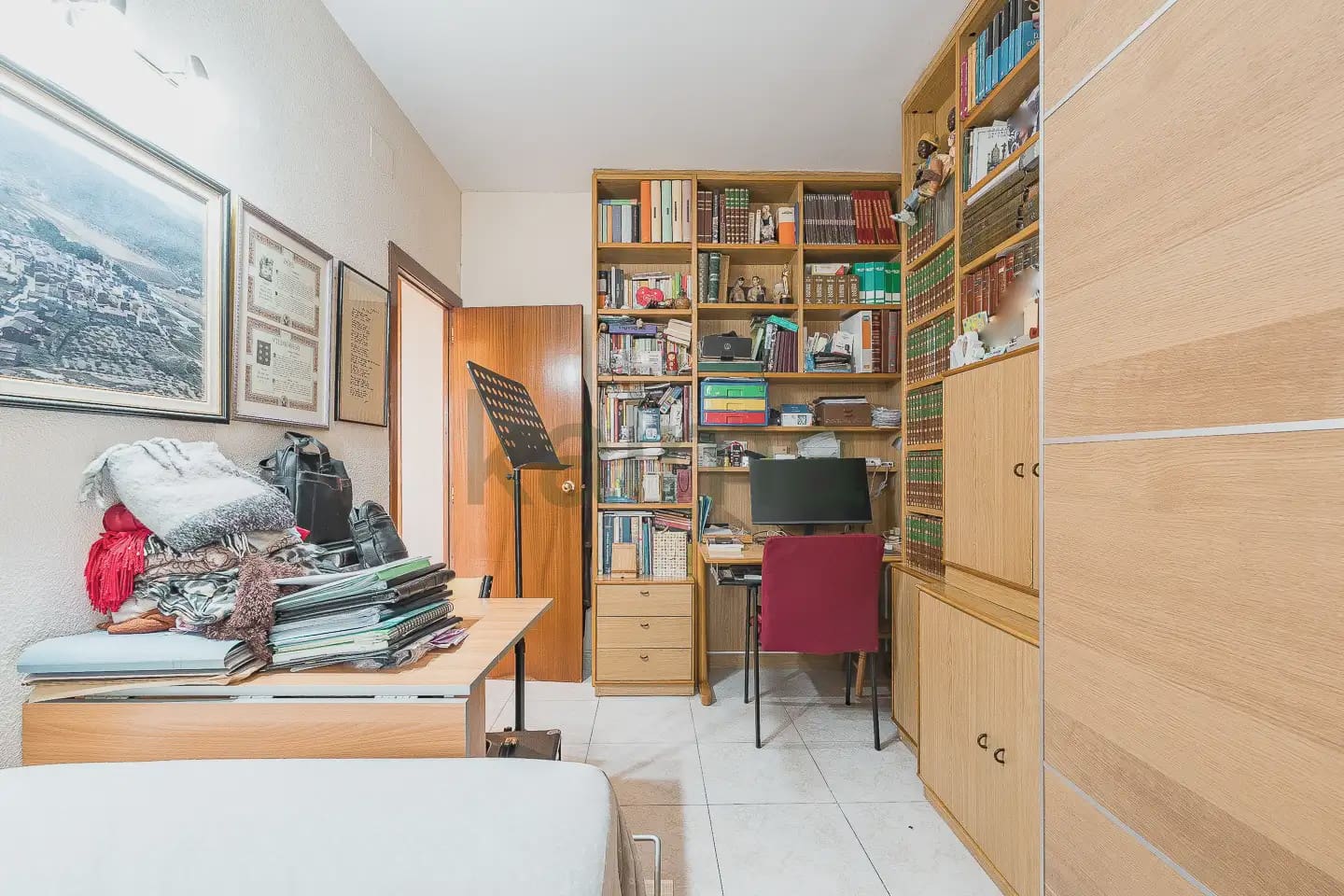 4 makuuhuone Asunto myytävänä paikassa L'Hospitalet de Llobregat mukana 
autotalli - 282 133 € (Ref: 10145231)
