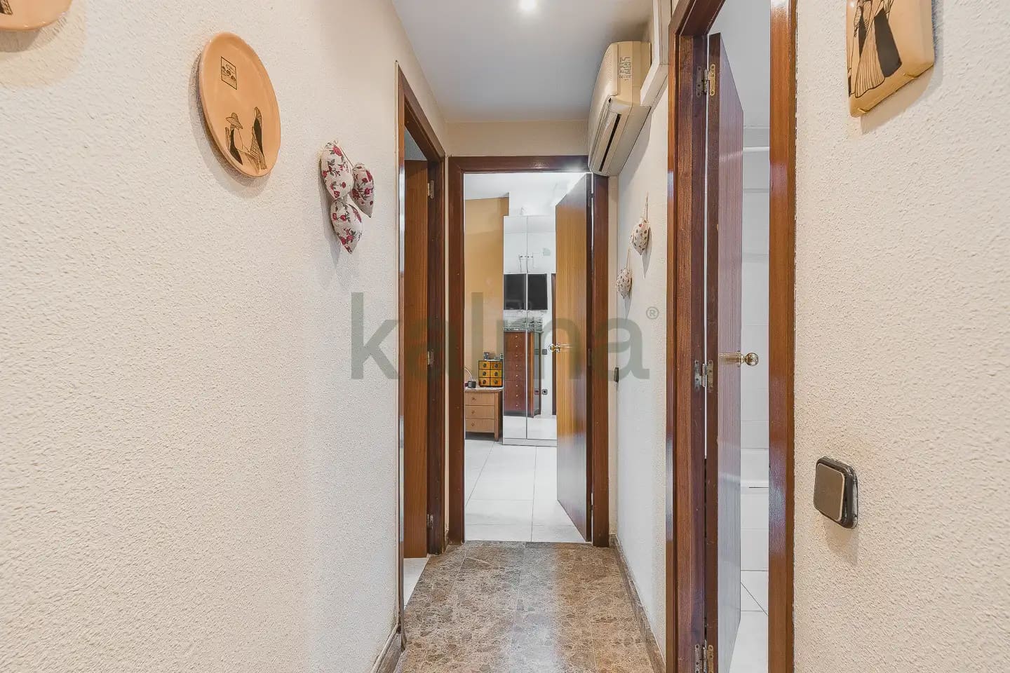 4 makuuhuone Asunto myytävänä paikassa L'Hospitalet de Llobregat mukana 
autotalli - 282 133 € (Ref: 10145231)