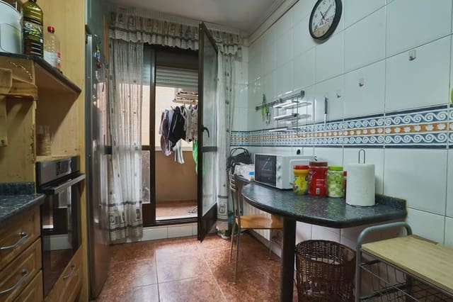 3 bedroom Flat for sale in Valladolid city - € 141,523 (Ref: 10147413)