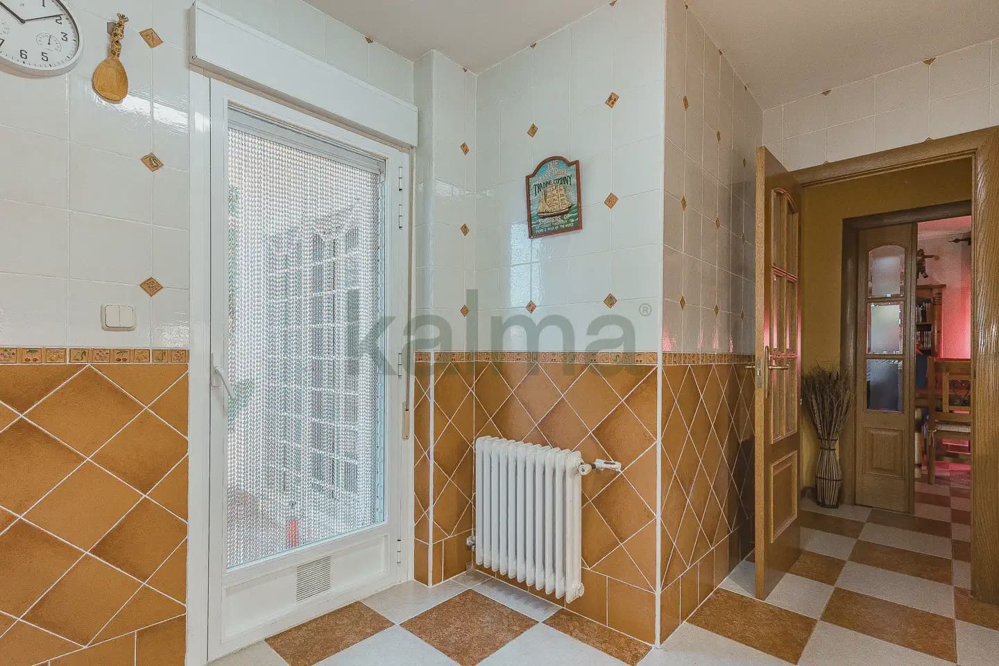 2 bedroom Villa for sale in Azuqueca de Henares with garage - € 280,000 (Ref: 10165500)